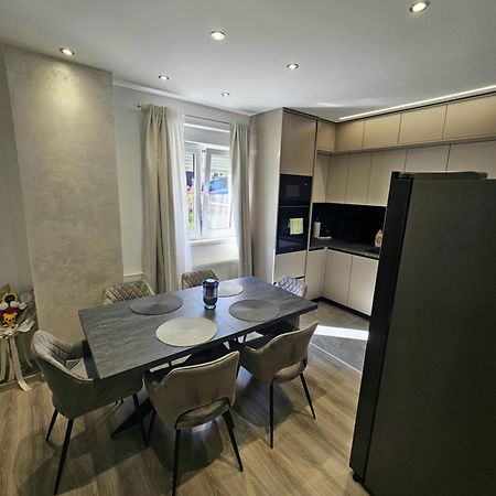 Apartment Holiday Задар Экстерьер фото