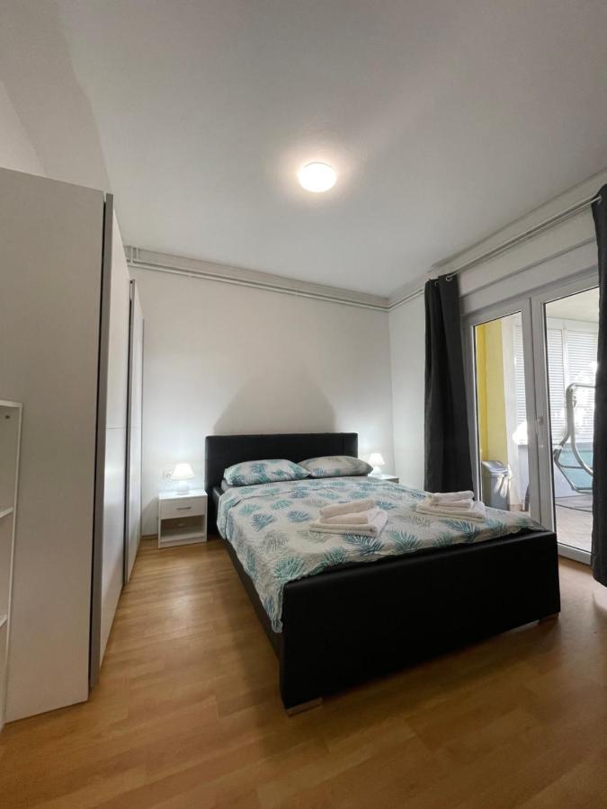 Apartment Holiday Задар Экстерьер фото