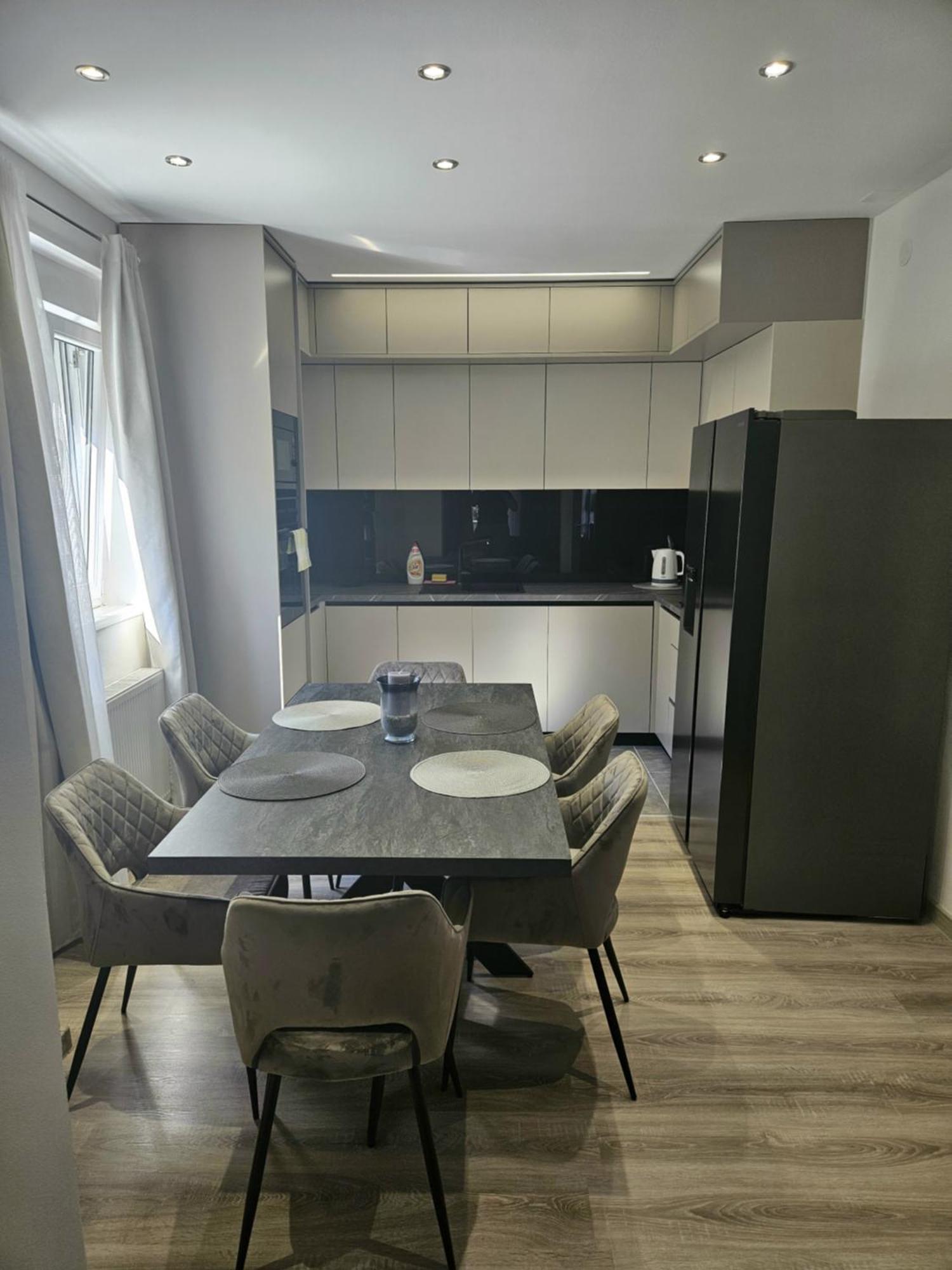 Apartment Holiday Задар Экстерьер фото